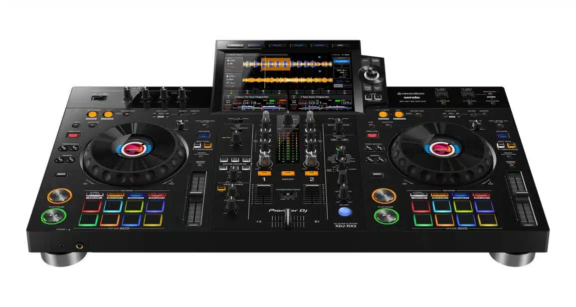 Le contrôleur Pioneer DJ XDJ RX3 à moins de 1000 euros: rêve devenu réalité avec Little G